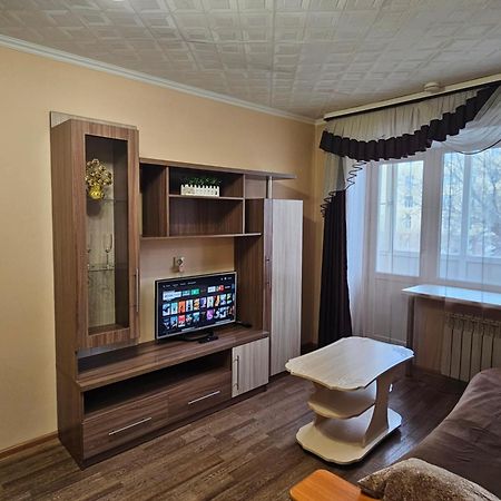 Lux Apartment On Potanina 19 Ustʼ-Kamenogorsk Εξωτερικό φωτογραφία